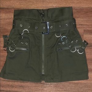 LF carmar super cute chain skirt